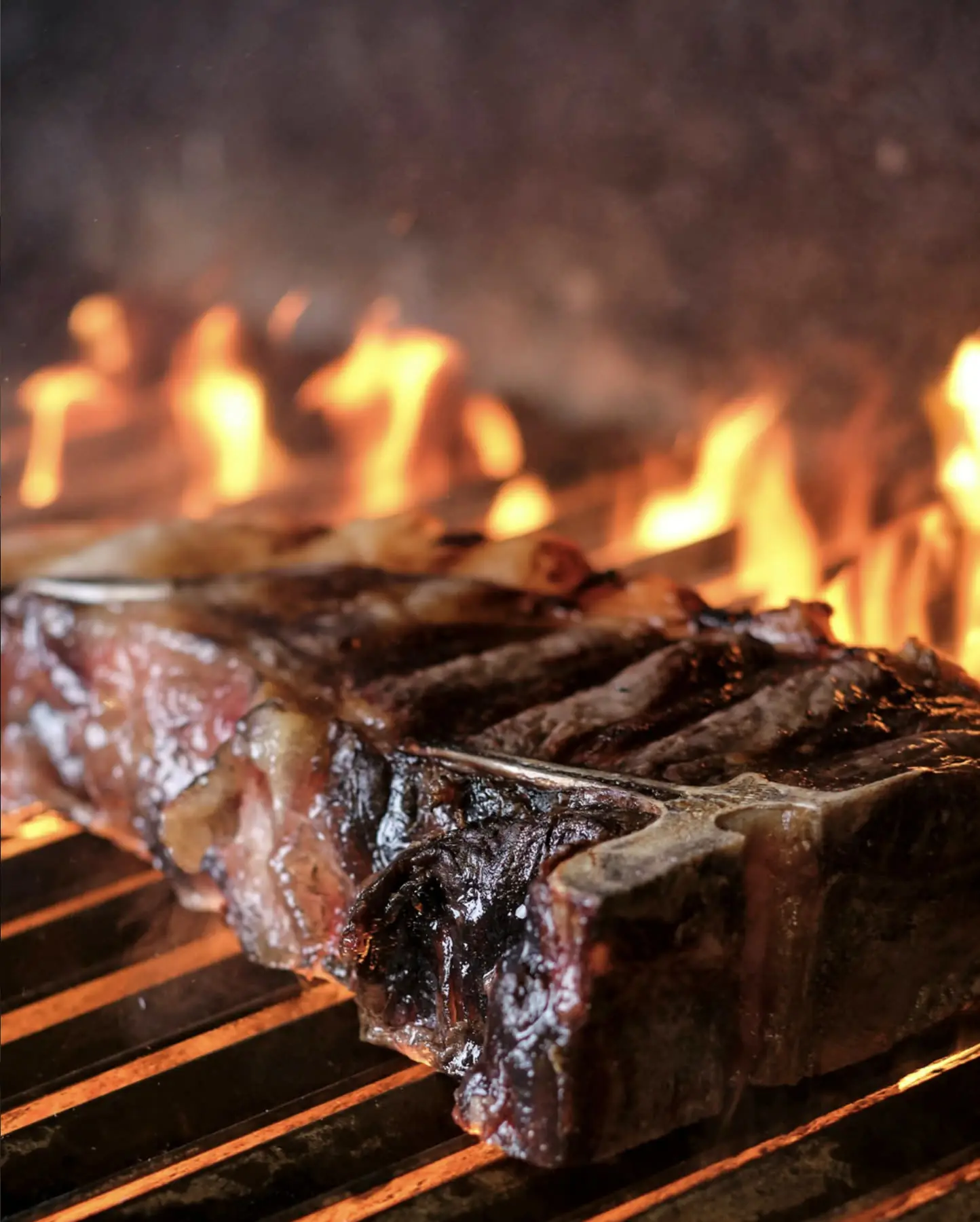 Chuletón sobre las brasas